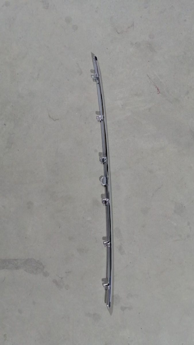 Lower Grille Trim (OE 30766934) — VOLVO replacement part