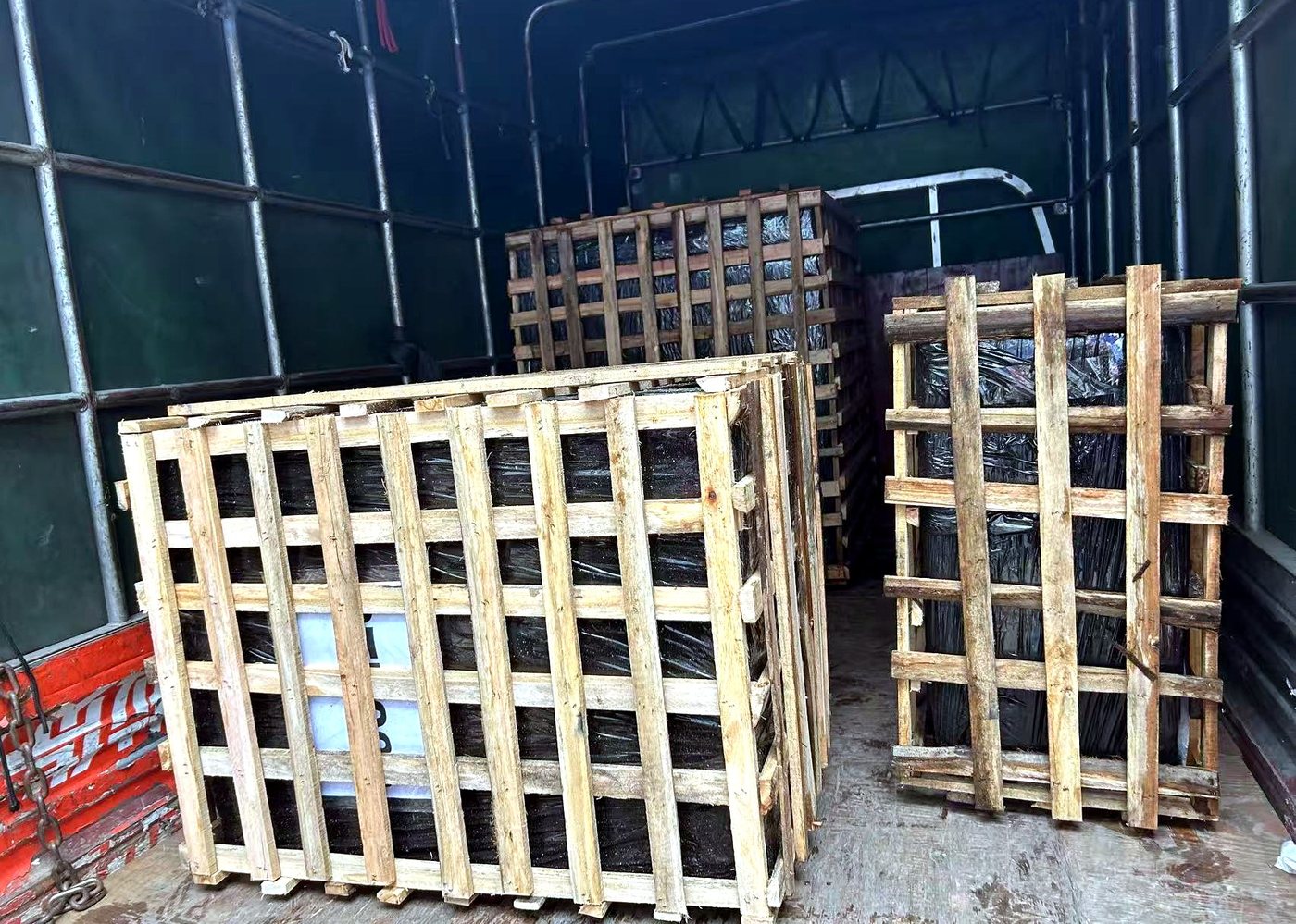 Export wooden crates loaded for shipment